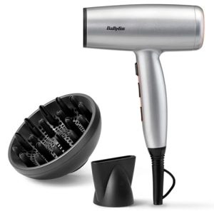 REBAJADO: BaByliss Cosmos Secador de Pelo Ligero con Difusor – NUEVO 2025, Secador potente y elegante de 2100W, Acondicionamiento iónico sin frizz, 3 niveles de calor y 2 velocidades, Plateado, D580DE rebajado hoy